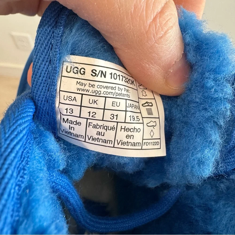 NWOT UGG Neumel II Chukka Boots in‎ Dive Blue Size 13